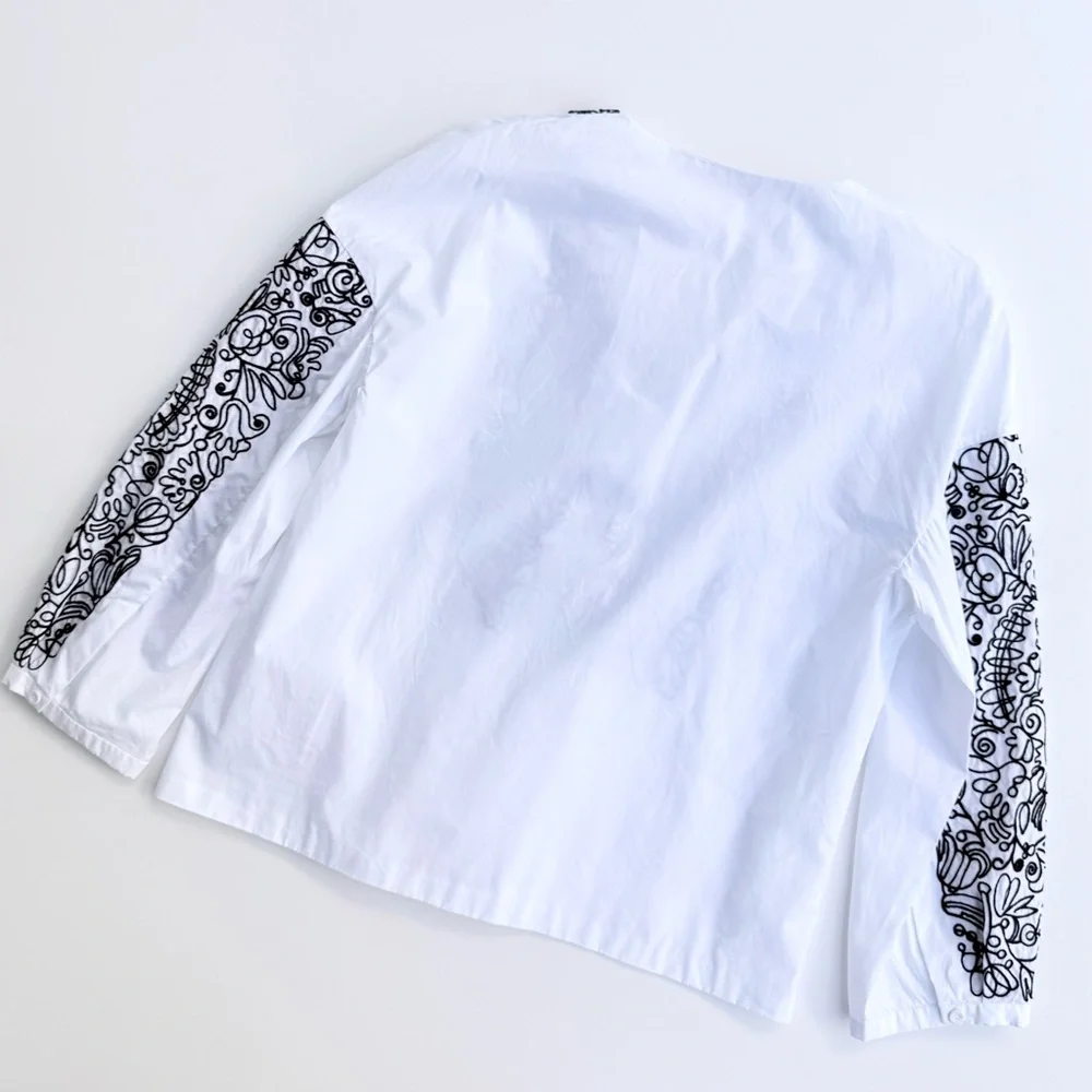 Tory Burch Embroidered White Cotton Poplin Top with Black Embroidery Size 6